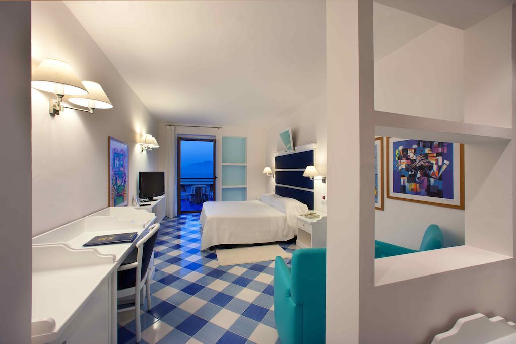 Bristol 4* Sorrente